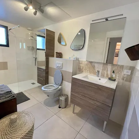 Le Verger Des Naiades Apartment *
