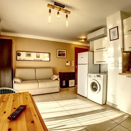 Le Verger Des Naiades Apartment